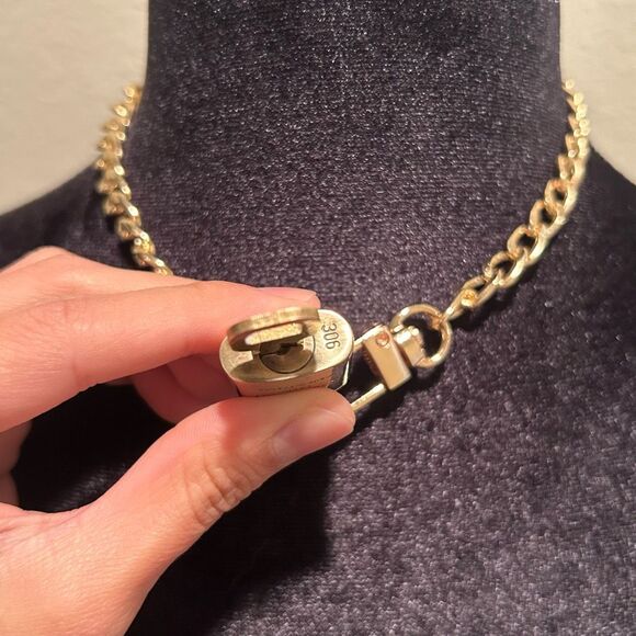 Louis Vuitton #306 Lock and Key Brass Gold - Picture 5 of 6